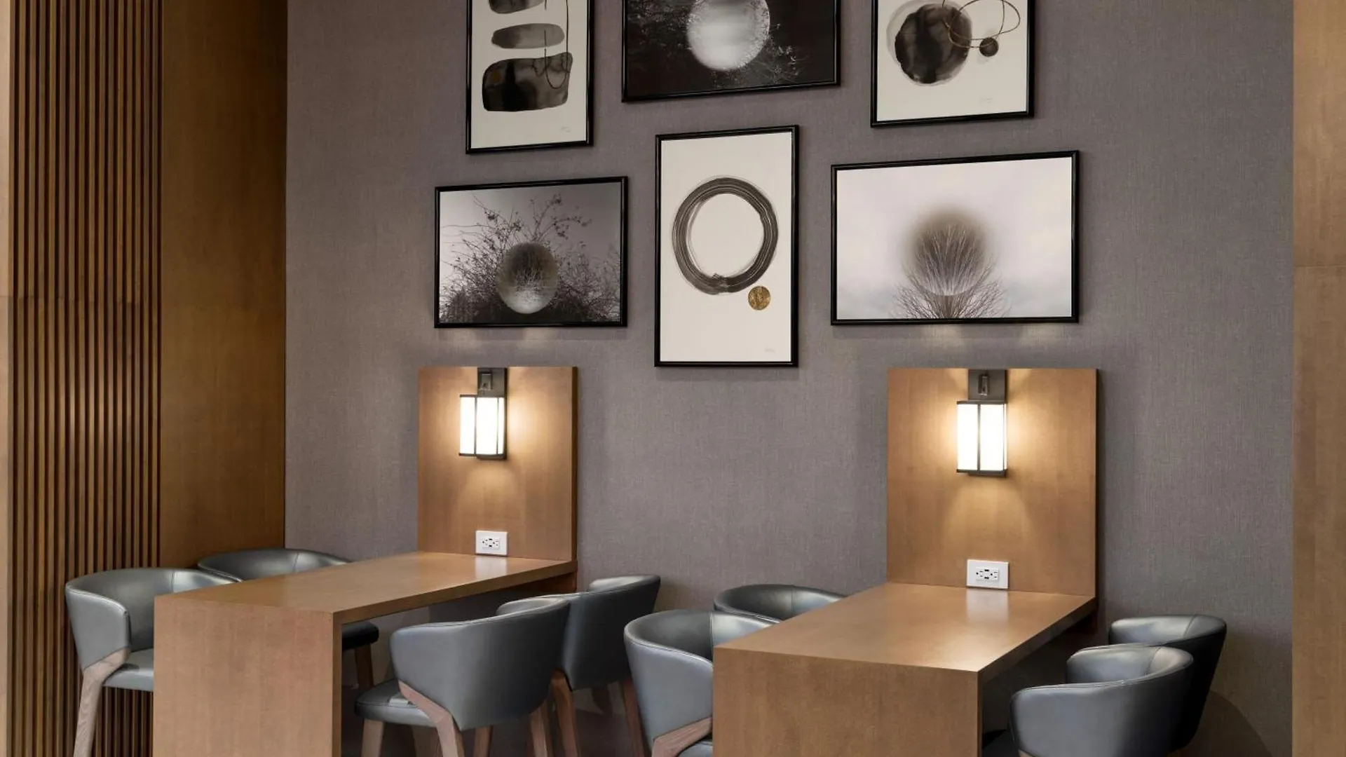 Hotel Marriott New York Jfk Airport 3*,
